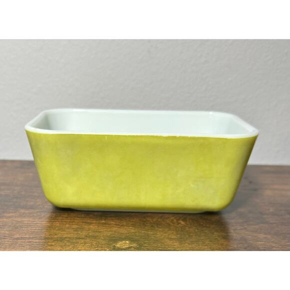 Vintage Pyrex Green Loaf Pan 1 1/2 Pt. Ovenware 6.5" x 4" #0502- No lid - Picture 1 of 10